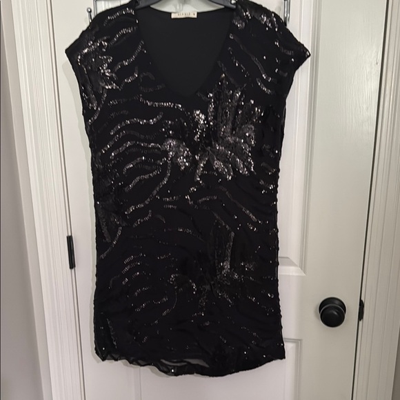 ILLA ILLA Black Sequin Mini Dress - Picture 1 of 10